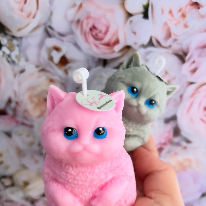 Vela de gata rosa pintada à mão